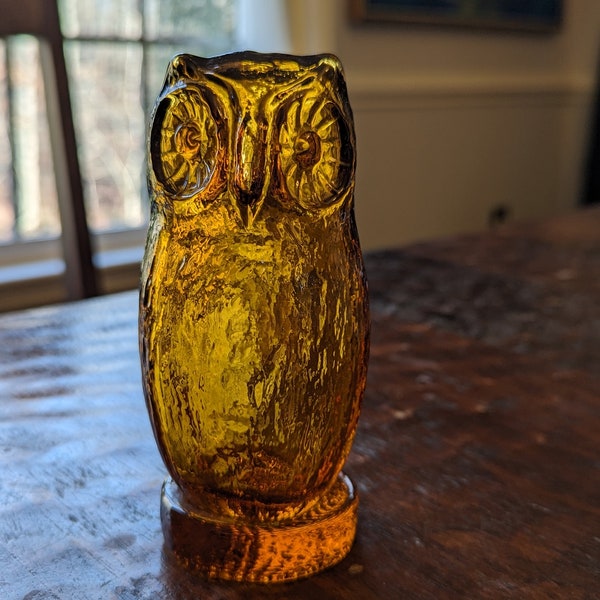Vintage Pilgrim Glass Owl