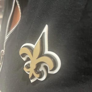 Fleur de lis-hanger