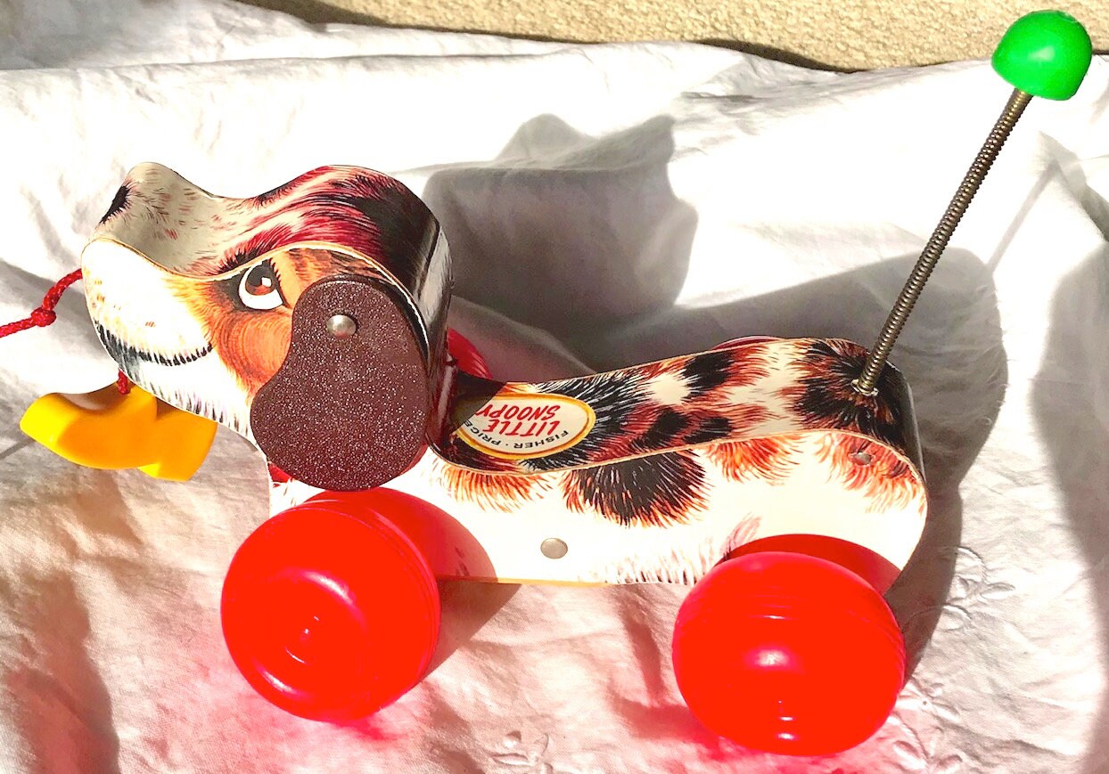 snoopy pull toy