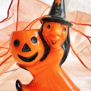 Cute Hard Plastic Walking Witch From Rosbro
