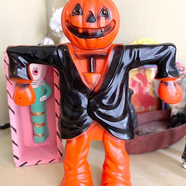 Hard Plastic Halloween Scarecrow From Rosbro