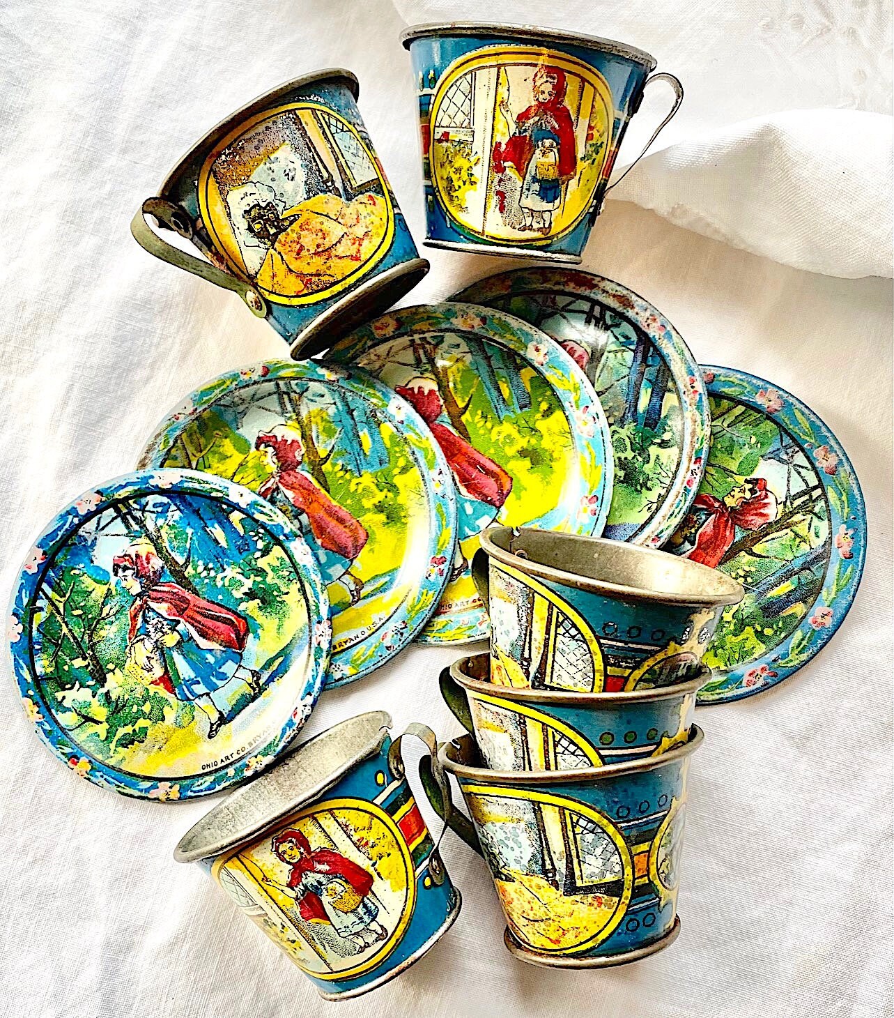 陶板 抽象ART vintage item Eleven Antique Tin Litho Pieces With Little Red Riding Hood