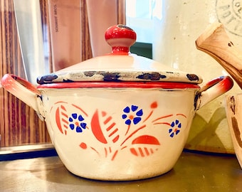 Small Shabby French Enamelware Pot With Lid