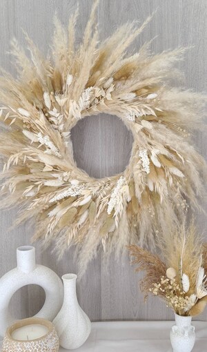 Couronne D'herbe De Pampa Artificielle BestAlice - 48 Cm Avec Perles En Bois, Déco Bohème