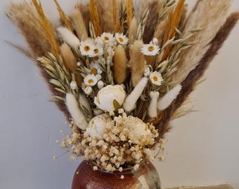 Pampas & Daisy Dried flowers and Vase | Mothers Day flowers| Housewarming Gift | Gifts for her