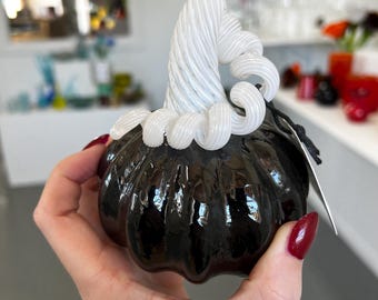 MINI Black w/ White Pumpkin