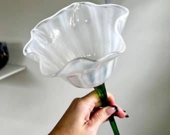 Individual Glass Flowers - White