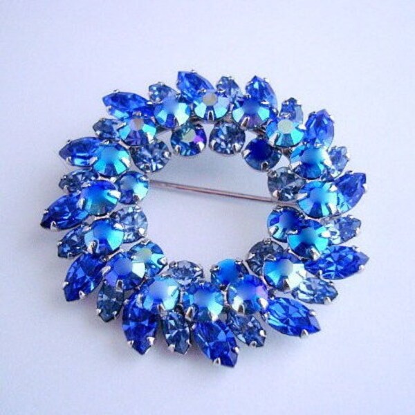 SHERMAN Brooch Signed Blue Swarovski Marquis and Chaton Rhinestones Layered Wreath Gorgeous Colours Midcentury Vintage COLLECTIBLE JEWELRY