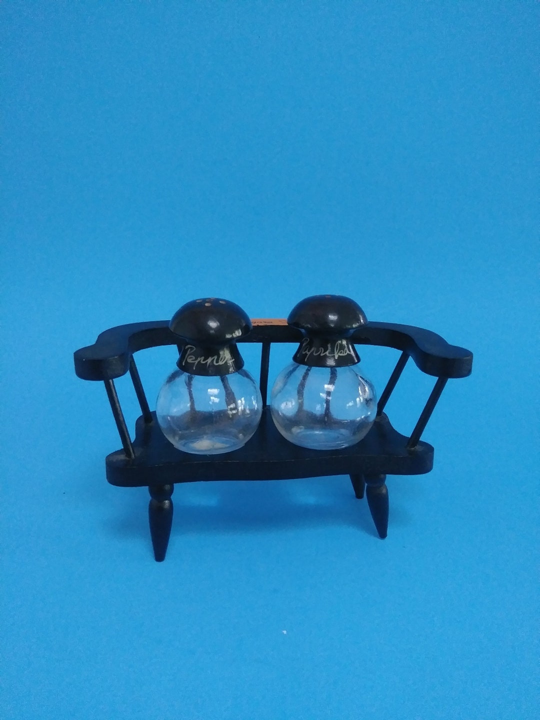 Vintage Pepper and Paprika Shaker on a Bench Souvenir Niagara Etsy