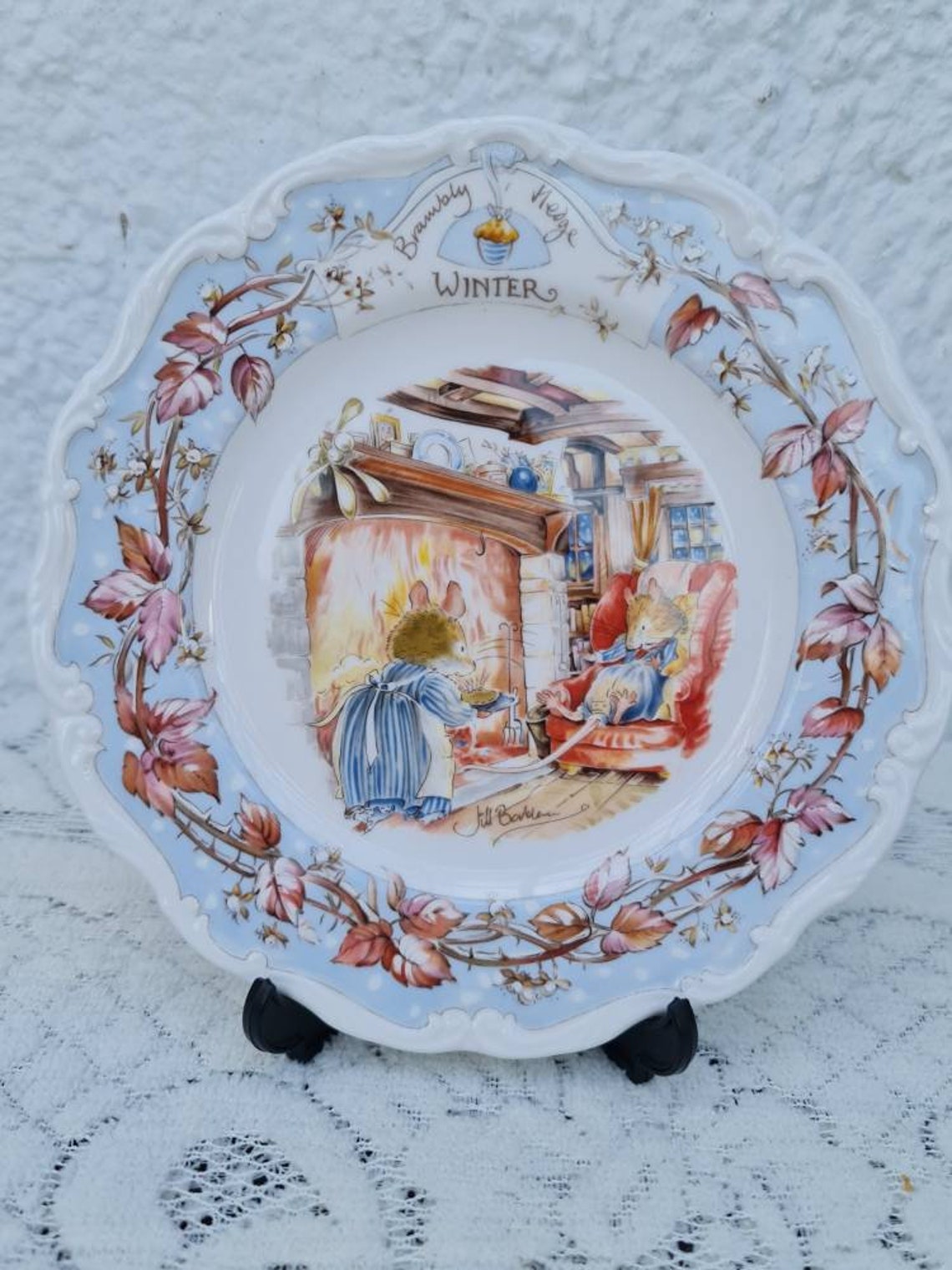 Brambly Hedge Royal Doulton Winter Collectors Display Plate Etsy