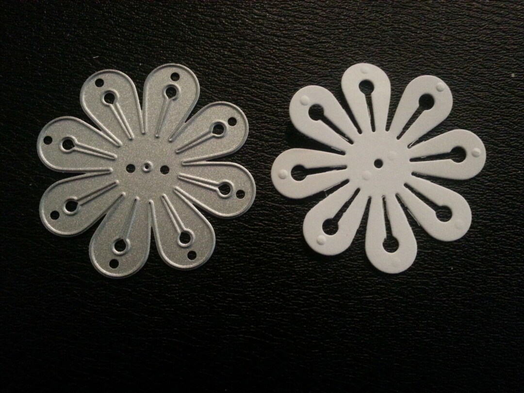 Sizzix Die Cutter & Embosser DECORATIVE FLOWER Thinlits Fits Big Shot