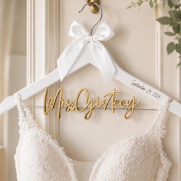 Wedding Hanger Engraved with Date | Bridal Shower Gift | Mrs Hanger | Bride Hanger Laser Cut | Gift for Her | Wedding Shower Gift for Bride