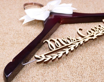 Bridal Hanger with Wood Name, Personalized Wedding Hanger, Bridal Shower Gift, Custom Bride Hanger Laser Cut Gift for Bride & Groom