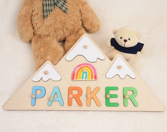 Aangepaste Kwekerij Decor Naam Teken Mountain Shape, 1e Verjaardag Baby Shower Gift, Rainbow Cloud Name Puzzel voor peuters, Montessori Kind Speelgoed