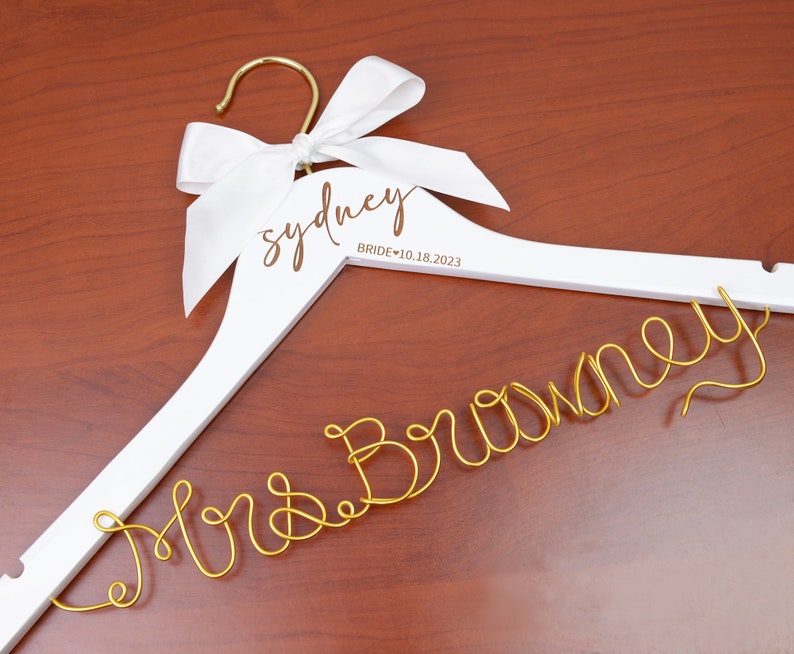 Personalized Hanger with Wire Name and Bow, Bridal Shower Gift for Bride, Personalized Bridal Hanger, Mrs Hanger, Bride Hanger, Wedding Gift image 3