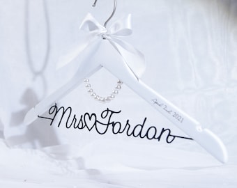 Personalized Bridal Hanger Engraved with Date, Mrs Wedding Hanger, Wedding Shower Gift for Bride-to be, Custom Wedding Gift for Bride Groom