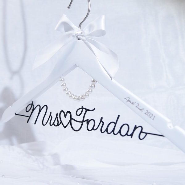 Personalized Bridal Hanger Engraved with Date, Mrs Wedding Hanger, Wedding Shower Gift for Bride-to be, Custom Wedding Gift for Bride Groom