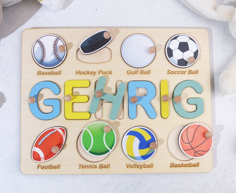 Geburtstagsgeschenke für Jungen, Baby Shower Geschenk, personalisiertes Namenspuzzle mit Kugeln, Ballspiel Holz, Sport Thema Namen Puzzle Bild 3