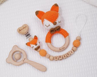 Custom Fox Crochet Rattle with Dummy Clip, Pacifier Clip Set for Baby with Crocheted Animal, Personalised Pacifier Chain, Baby Newborn Gift