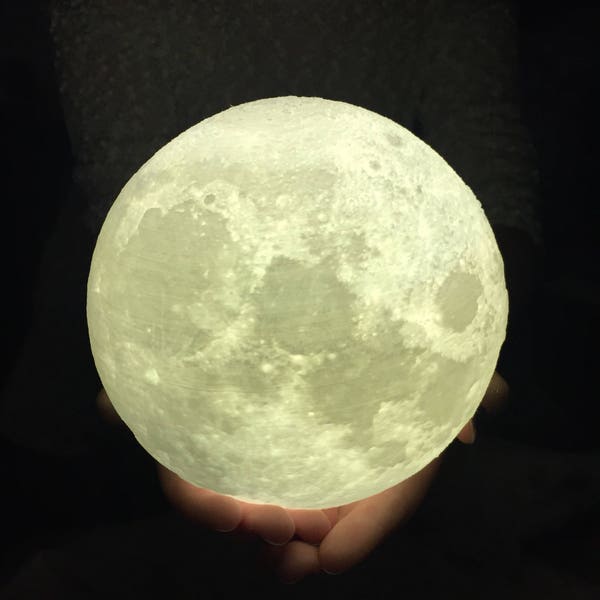 3D moon lamp