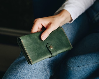 Leather wallet women's, card wallet, personalized wallet, minimalist leather wallet, leather wallet womens, green leather wallet, slim purse