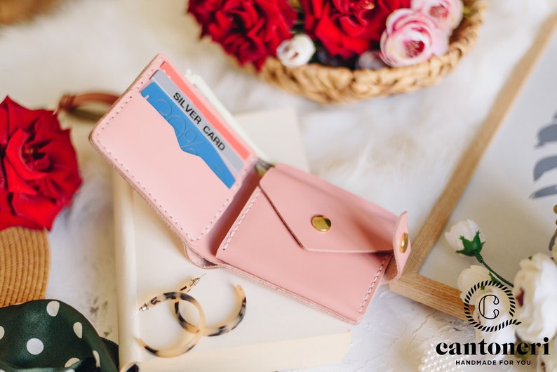 Cartera rosa / Cartera de cuero para mujer / Mini billetera / Cartera de tarjeta / Cartera pequeña para mujer / Cartera personalizada / Cartera plegable / Regalo del 3er aniversario imagen 1