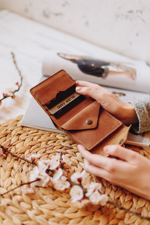 Cash envelope wallet for women