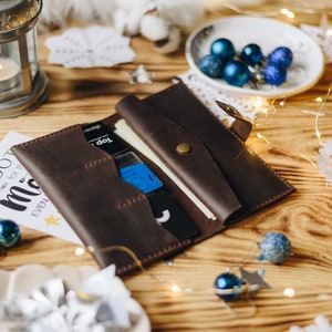 Cartera de piel para mujer, Cartera fina, Cartera plegable para mujer, Cartera grabada, Cartera personalizada, Cartera para tarjetas, Cartera para mujer, Regalo de tercer aniversario imagen 2