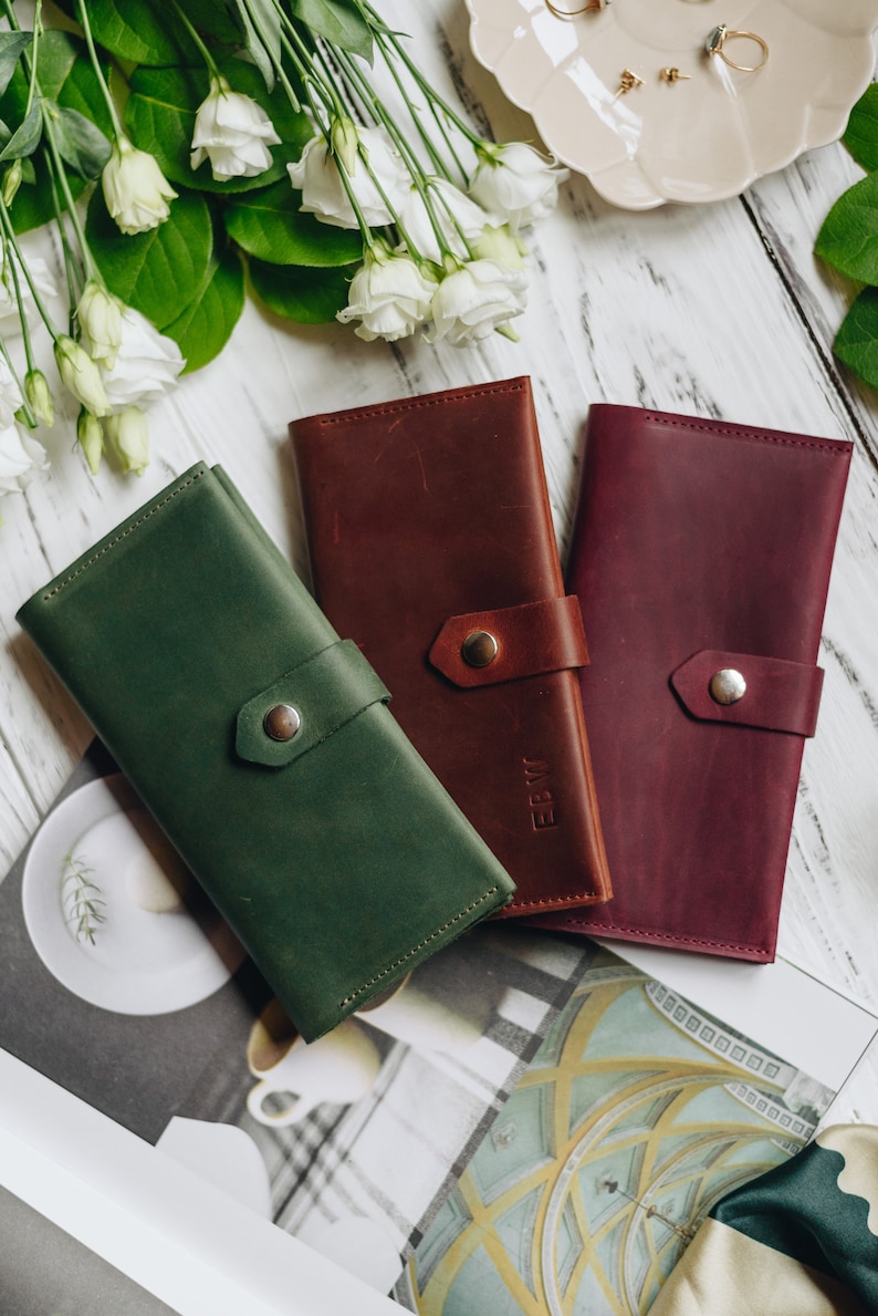 Cartera de piel verde, cartera de piel mujer, cartera de piel mujer, cartera personalizada, cartera para tarjetas, cartera mujer, regalo día de la madre imagen 4