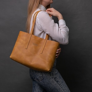 Leather Tote Bag,Women Tote Leather,Laptop Leather tote,Idea Gift for her,Leather tote handbag,Leather Diaper Bag,Women gift