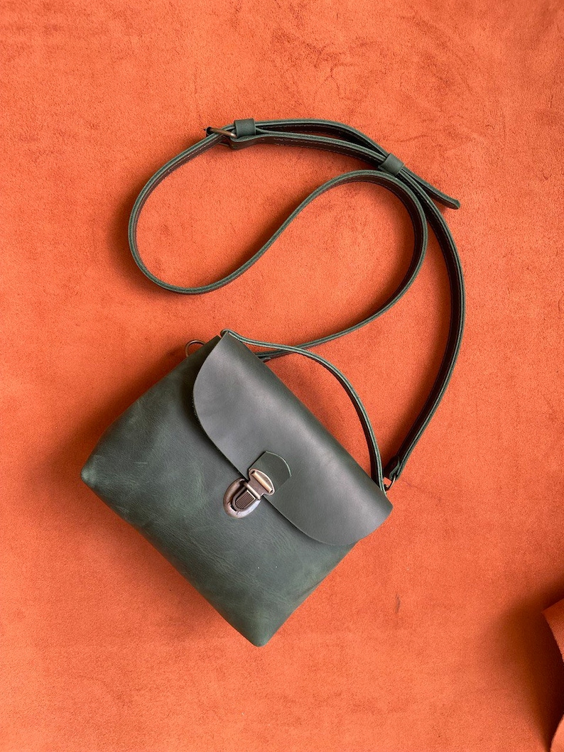 Mini Leather crossbody bag,Women city Bag,Cute Leather Purse,Leather Purse for Girl,Mini leather handbag,Leather Handmade Bag, Women gift Green