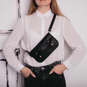 Riñonera de piel, bolso bandolera de piel, cartera de viaje para mujer, bolso de mano de piel, bolso minimalista, bandolera marrón