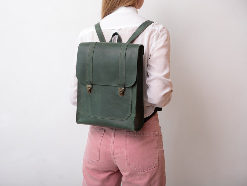 Leather backpack Women,Travel Rucksack Leather,Leather MacBook backpack,Leather laptop bag gift,Handmade Leather Backpack,Women Backpack Green