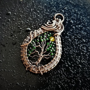 Pendant with green crystals,Necklace for women, Copper necklace, necklace talisman, Wire wrap tree of life pendant, Unique copper accessory