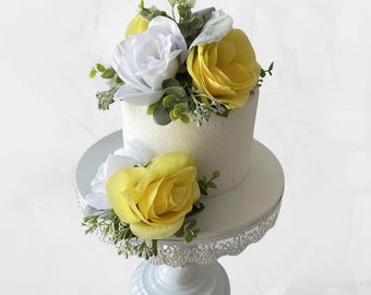 Adorno para pastel de bodas con rosas amarillas y blancas, decoración para pastel de bodas, pastel para baby shower, pastel de aniversario, pastel para romper, pequeño centro de mesa