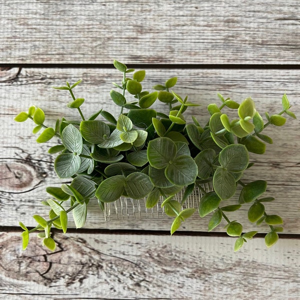 Eucalyptus Bridal Hair Comb, Boho Wedding Artificial Hair Comb, Greenery Hairpiece for Wedding