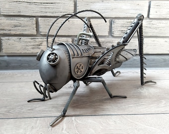 Art Metal sculpture Steampunk Grasshopper, Grasshopper sculpture. Metal Grasshopper figurine. Metal Grasshopper,  Steampunk Insect