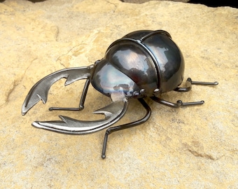 Metal sculpture Beetle, Mechanical Beetle figurine. Art recycling figurine. Welded insect Metal bug. Steampunk Beetle. Metal art