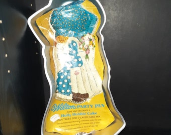 Wilton Holly Hobbie Girl Doll Dolly Cake Pan 502-194, 1975 American Greetings Retired Wilton Enterprises Inc.