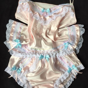 Sissy Crossdresser Satin Frilly Ruffled Lingerie Set With Knickers And  Bloomers Mens Pink Lace Bra And Briefs Set288e From Zazvf, $29.58