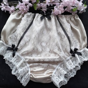 Zachte sensuele satijn full fit slipje / ivoor kant fronted panel Sissy Knickers - op bestelling gemaakt - Medium tot extra groot