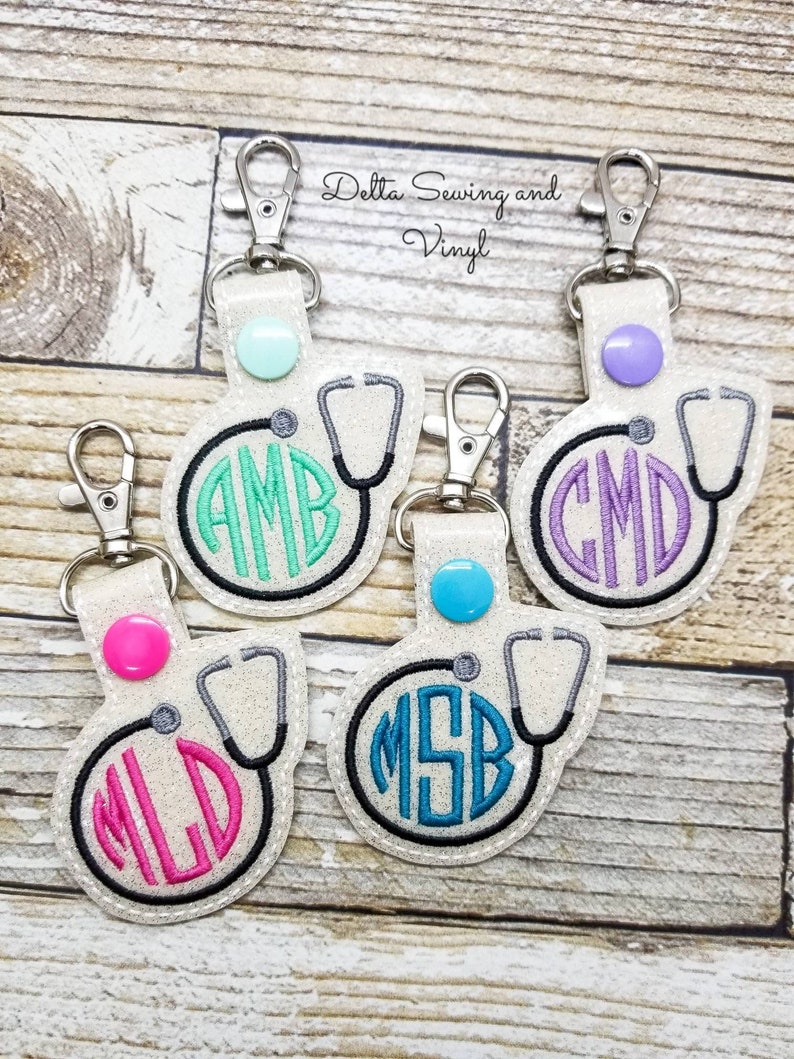 Stethoscope Keychain Monogram Key Fob Nurse Gift Nurse Etsy
