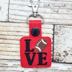 Love Football Keychain, Football Key Fob, High School Sports, Football Player, Football Coach, College Football Keychain, Sports Coach