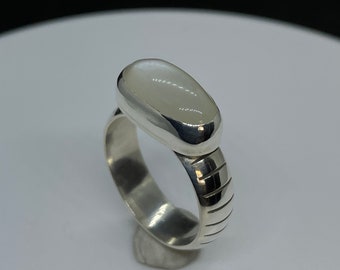 White Moonstone/ Handmade/ Sterling Silver/ Ring/ Size 8.5/ Earth to Chandra