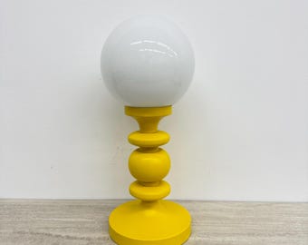 Space age yellow table lamp, 1970's