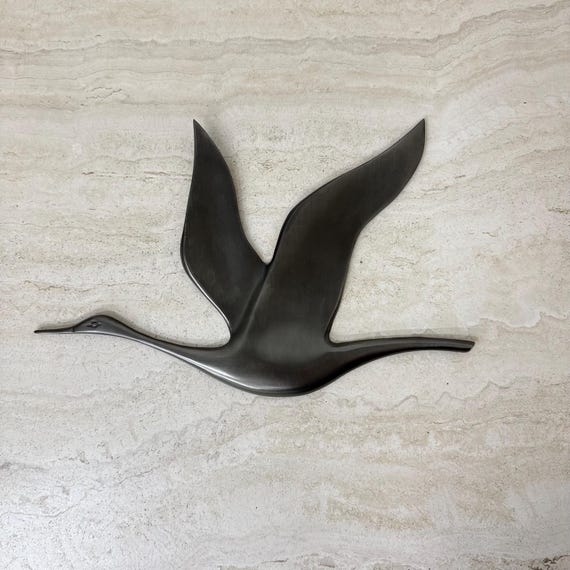 飛翔する鳥の金属彫刻 ピューター製の壁面彫刻「鳥」、1960年代 - Etsy 