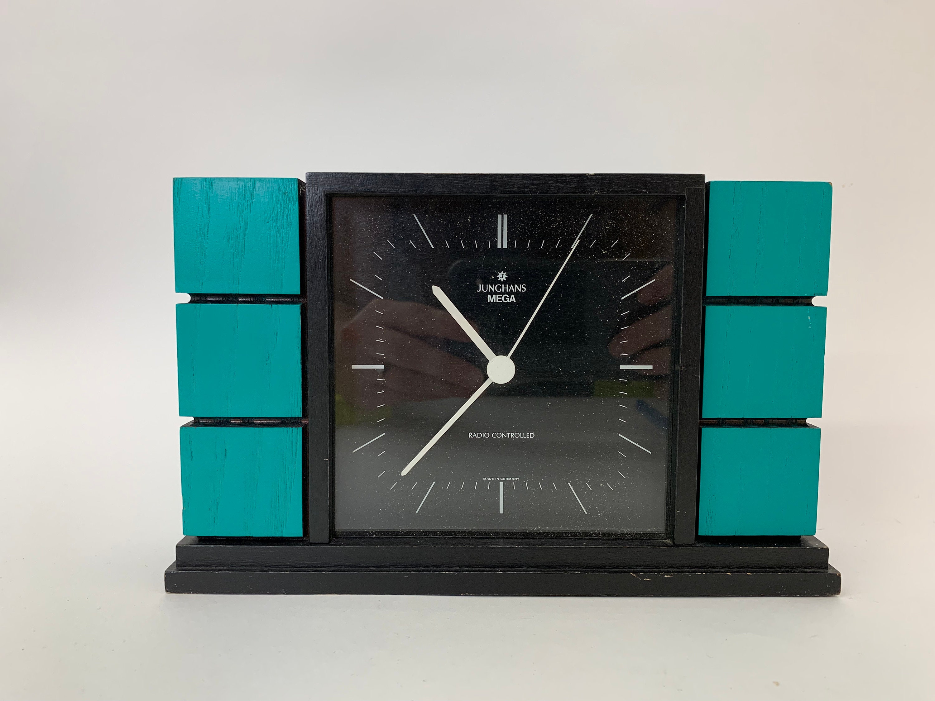 How To Set A Radio Controlled Clock