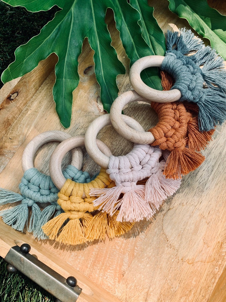 Boho Macrame Teether Wood Macrame Teething Ring Teething Toy Macrame Baby Toy Organic Baby Toy Natural Baby Toy Baby Shower Gift image 3