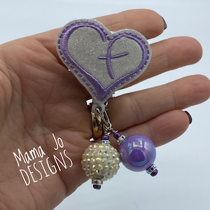 Beaded badge reel