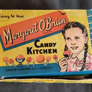 1940s vintage Margaret O&#39;Brien Candy Kitchen, complete